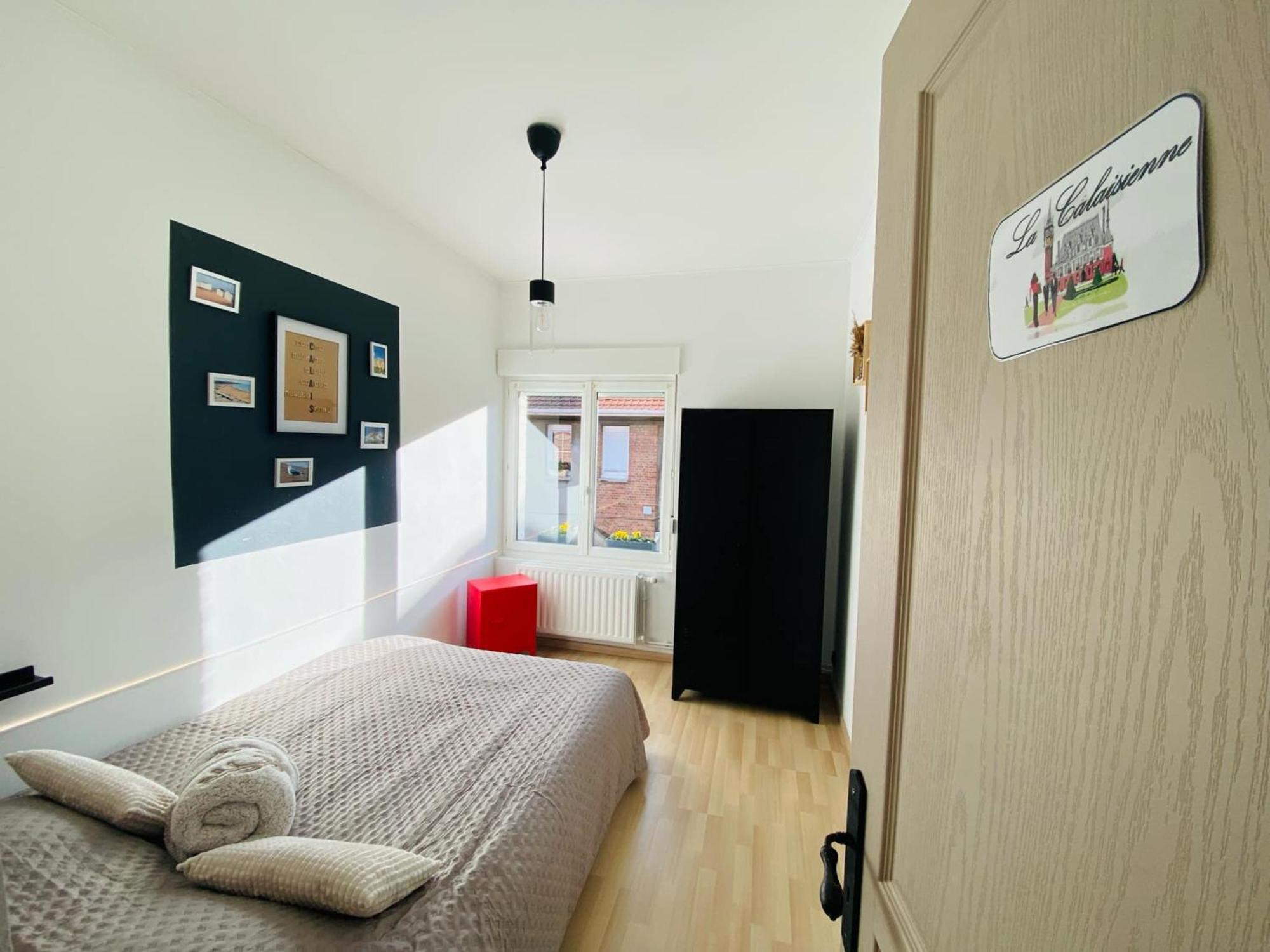 Chambre Privee Au Coeur De Calais Ngoại thất bức ảnh
