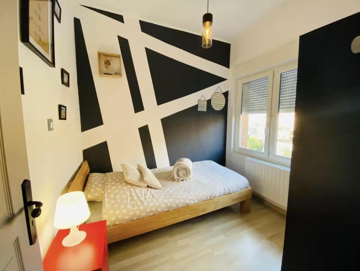 Chambre Privee Au Coeur De Calais Ngoại thất bức ảnh